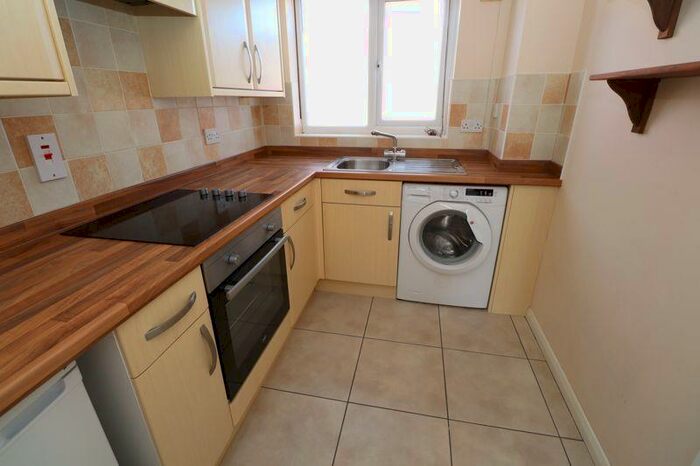 1 Bedroom Flat To Rent In New Street, Brightlingsea, CO7