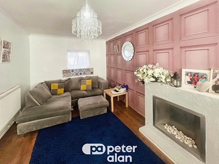 2 Bedroom House To Rent In Cuckoo Street, Pantygog, Bridgend, CF32