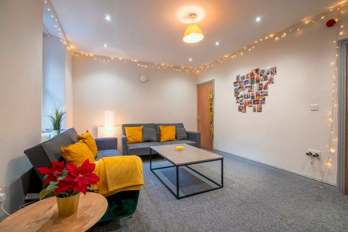 6 Bedroom Terraced House To Rent In Barber Place, Sheffield, S10