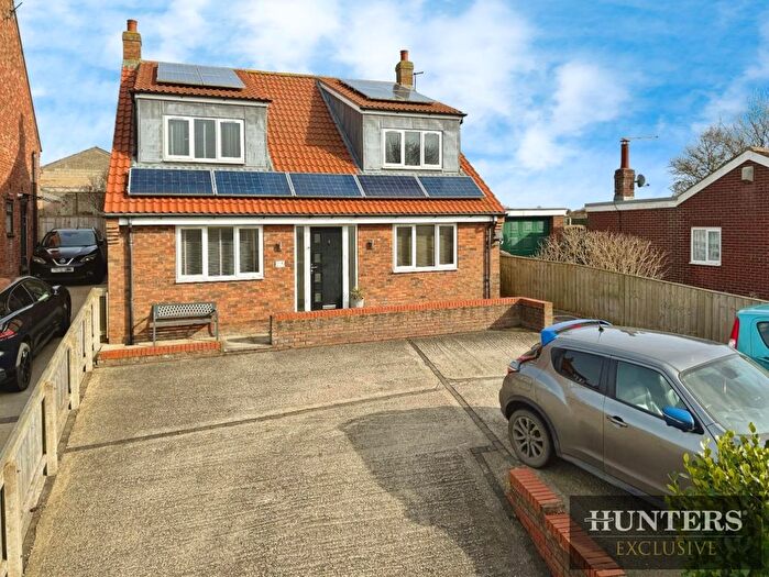 4 Bedroom Detached House For Sale In Main Street, Buckton, Bridlington, YO15