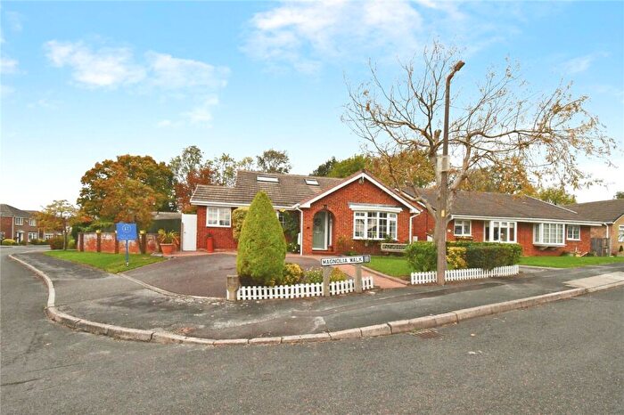 4 Bedroom Bungalow For Sale In Magnolia Walk, Greasby, Wirral, CH49