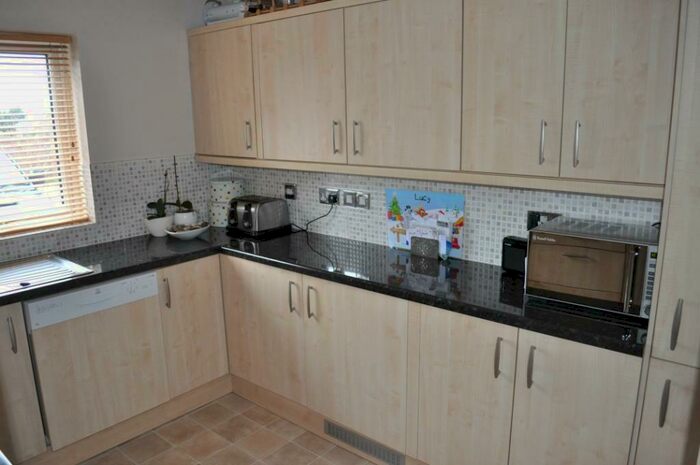 2 Bedroom Property To Rent In Loompits Way, Saffron Walden, CB11