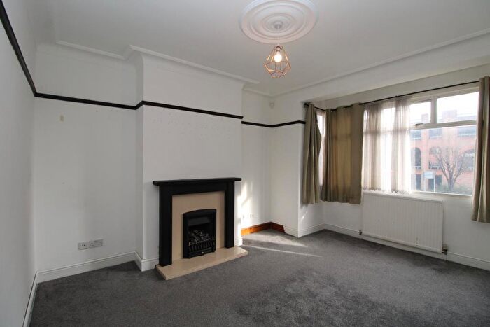 2 Bedroom Maisonette To Rent In St Edwards Way, Romford, Essex, RM1
