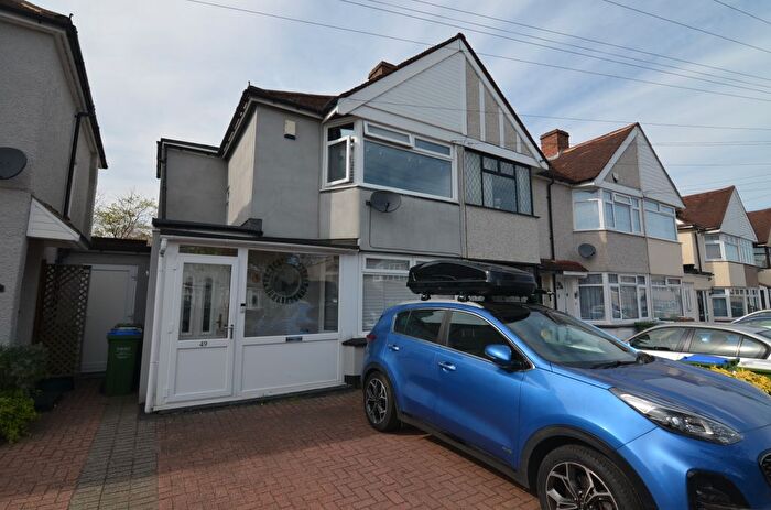 3 Bedroom End Of Terrace House To Rent In Penshurst Avenue, Sidcup, DA15