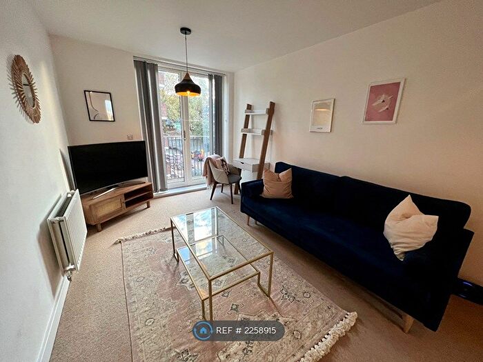1 Bedroom Flat To Rent In Gideon Road, London, SW11