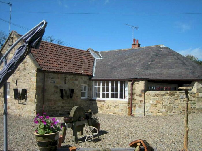 2 Bedroom Cottage To Rent In Mitford Hall, Mitford, Morpeth, NE61