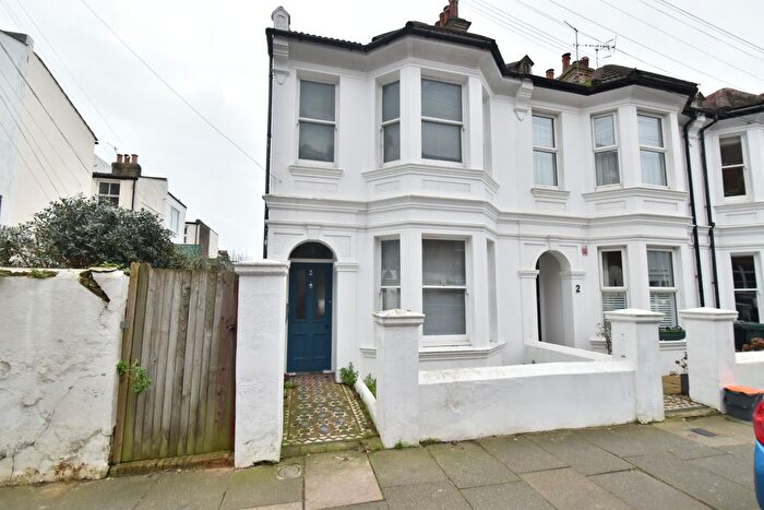2 Bedroom Flat To Rent In Montgomery Street, Hove, BN3