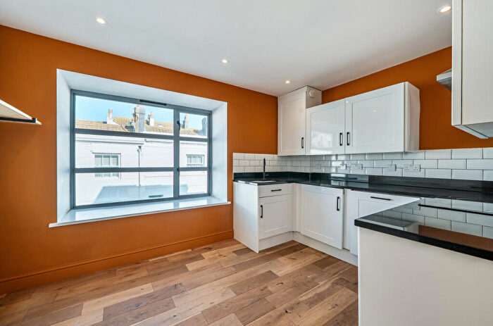 3 Bedroom Terraced House To Rent In Bloomsbury Street, Brighton, East Sussex, BN2