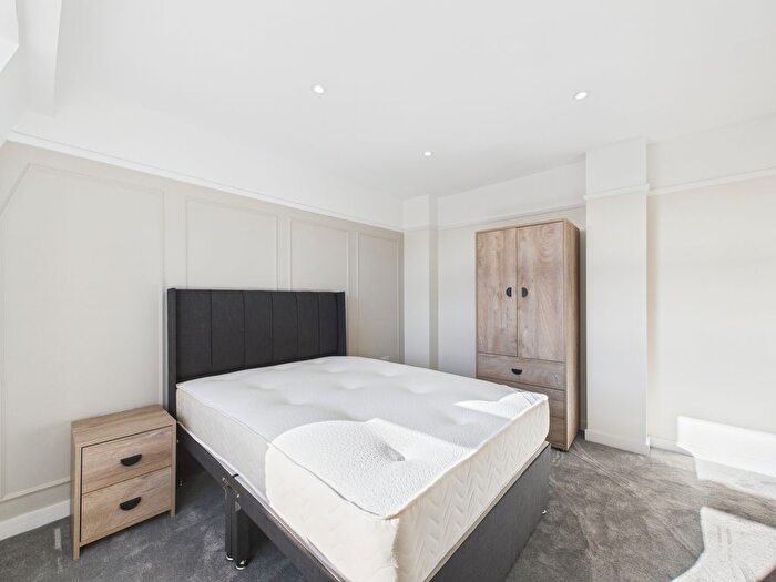 Studio To Rent In Goring Road, Goring-By-Sea, BN12