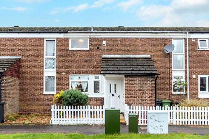 3 Bedroom Terraced House For Sale In The Rylstone, Wellingborough, NN8