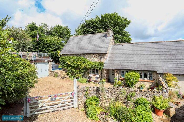 3 Bedroom Detached House For Sale In Honiton Road, Churchinford, Taunton, TA3