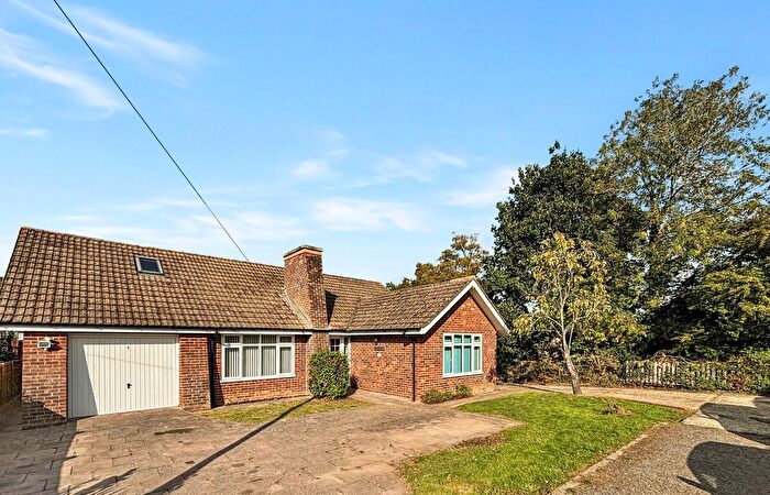 3 Bedroom Detached Bungalow For Sale In Lower Road, Woodchurch, TN26