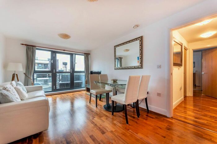 2 Bedroom Flat To Rent In Spa Road, Bermondsey, London, SE16