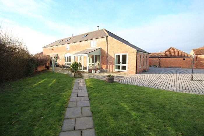 4 Bedroom Barn Conversion For Sale In Lakewall, Westonzoyland, Bridgwater, TA7