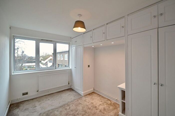3 Bedroom Flat For Sale In Jamaica Road, Bromfield Court Jamaica Road, SE16