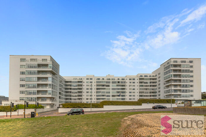 2 Bedroom Flat To Rent In Marine Gate, Brighton, East Sussex, BN2