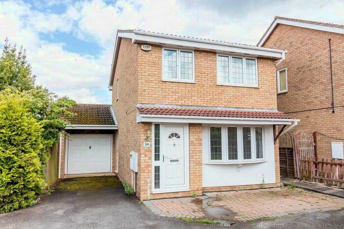 3 Bedroom Detached House To Rent In Medway Drive, Wellingborough, NN8