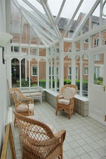 1 Bedroom Retirement Property To Rent In Homegower House, St Helens Road, Swansea, SA1