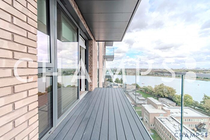 2 Bedroom Flat To Rent In Willowbrook House, N4