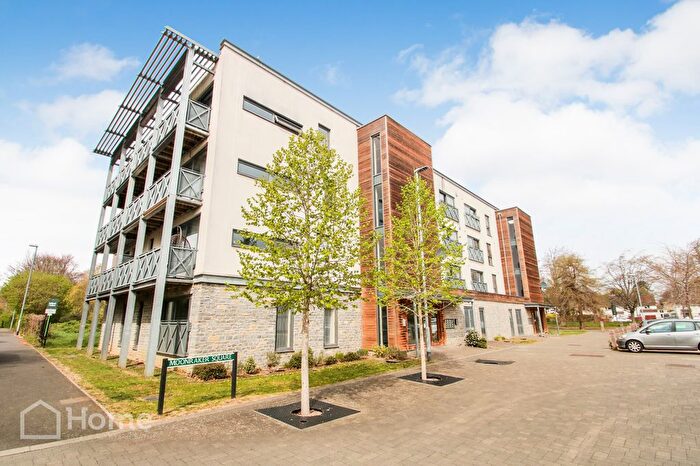 1 Bedroom Flat For Sale In Moonraker Square, Street, BA16