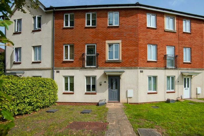 4 Bedroom Terraced House To Rent In Sheridan Road, Horfield, Bristol, BS7