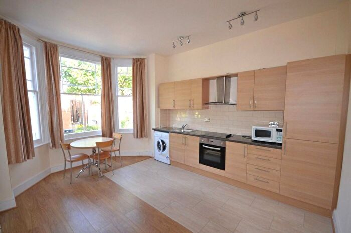 3 Bedroom Flat To Rent In Harvist Road, London, NW6
