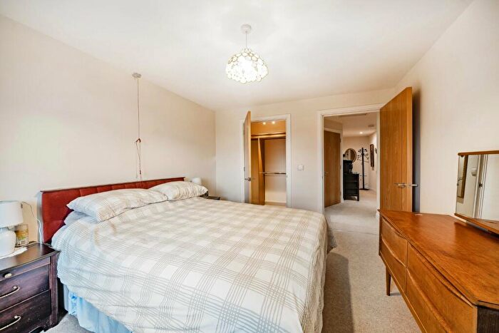 2 Bedroom Retirement Property For Sale In Lower Turk Street, Alton, Hampshire, GU34