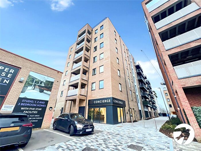 2 Bedroom Flat To Rent In Brewers Square, Dartford, DA1