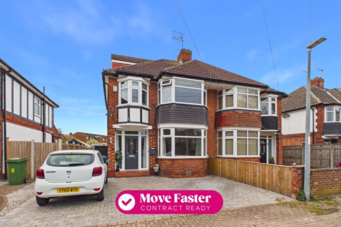 4 Bedroom Semi-Detached House For Sale In The Oval, Willerby, Hull, HU10