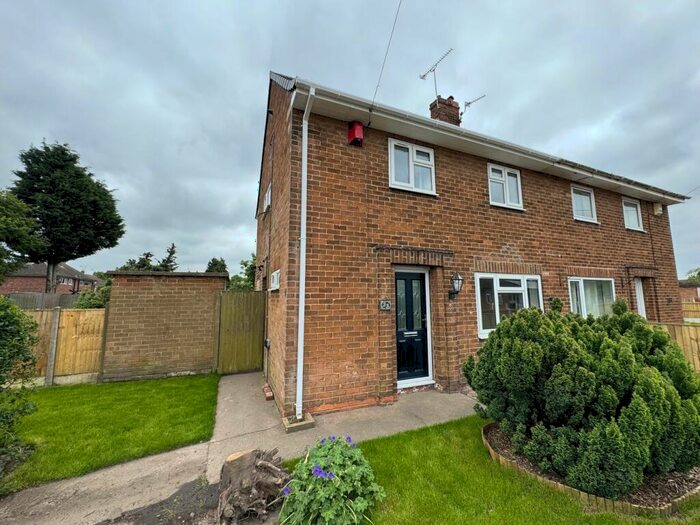 2 Bedroom Semi-Detached House To Rent In Windsor Road, Retford, DN22