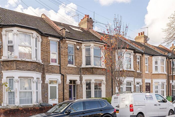4 Bedroom Property For Sale In Dagenham Road, Leyton, E10