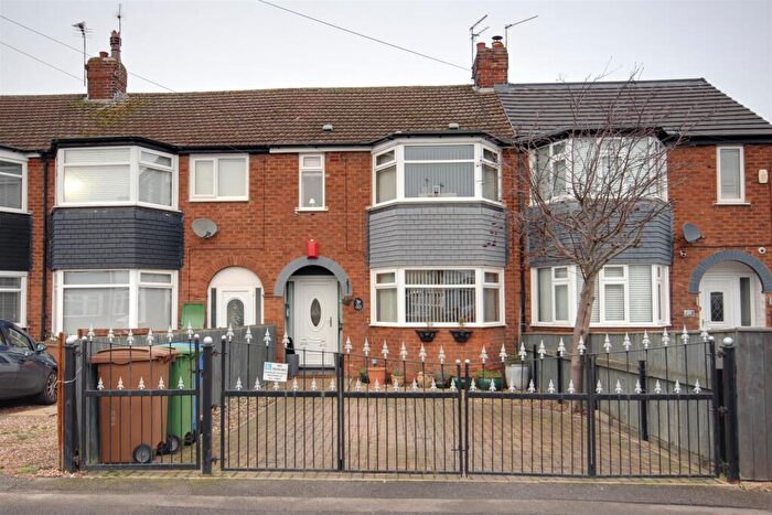 4 Bedroom Terraced House For Sale In Loyd Street, Anlaby, Hull, HU10