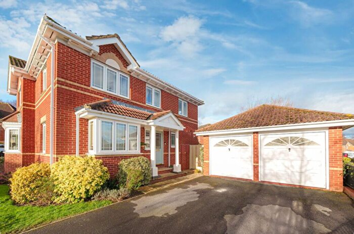 4 Bedroom Detached House For Sale In Marsum Close, Andover, SP10