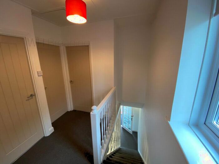 6 Bedroom House To Rent In Hillside Avenue, Canterbury, CT2