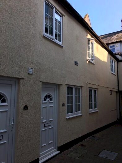 1 Bedroom Flat To Rent In Bakers Mews, Fore Street, Cullompton, EX15