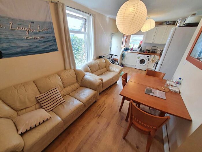 4 Bedroom House To Rent In Moy Road, Roath, Cardiff, CF24