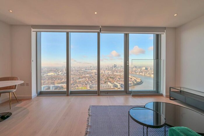Studio To Rent In Landmark Pinnacle, Canary Wharf, London, E14