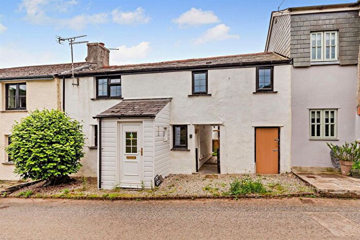 2 Bedroom Terraced House For Sale In Lawhitton, Launceston, PL15