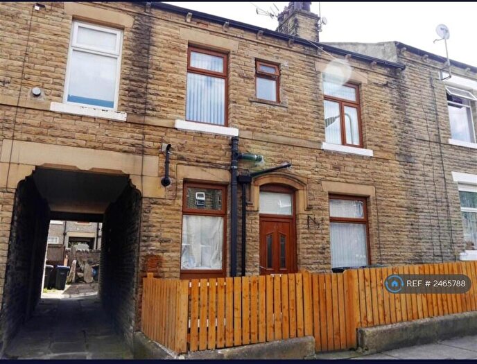 3 Bedroom Terraced House To Rent In Loughrigg Street, Bradford, BD5