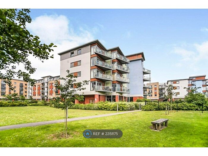 2 Bedroom Flat To Rent In Hart Street, Maidstone, ME16