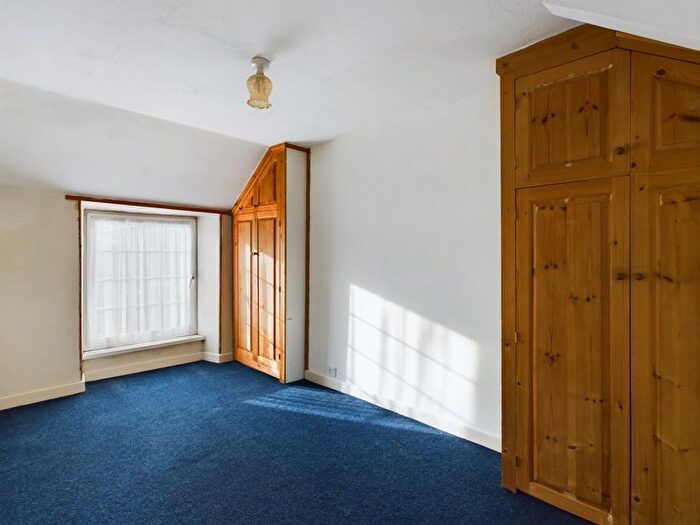 2 Bedroom End Of Terrace House For Sale In Pool - Chain Free Sale, Ideal First Time Buyer, TR15