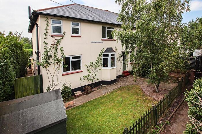 4 Bedroom Semi-Detached House For Sale In Pepper Hill, Great Amwell, SG12