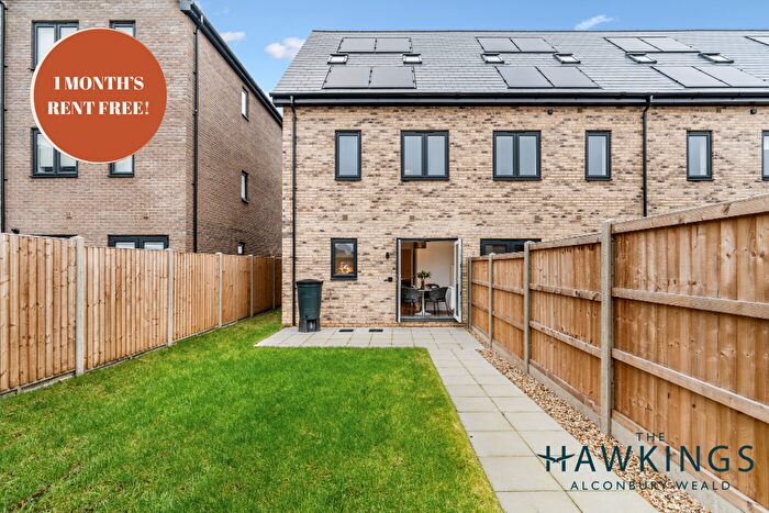 3 Bedroom End Of Terrace House To Rent In The Hawkings, Huntingdon, Cambridgeshire, PE28