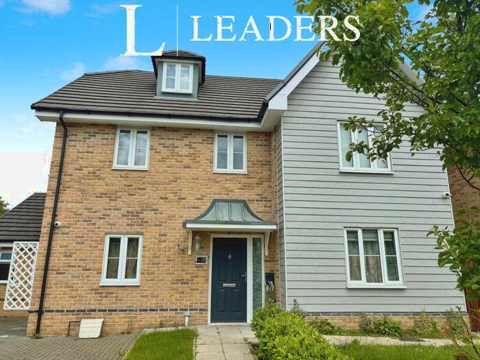 7 Bedroom Detached House To Rent In Waltham Abbey, EN9