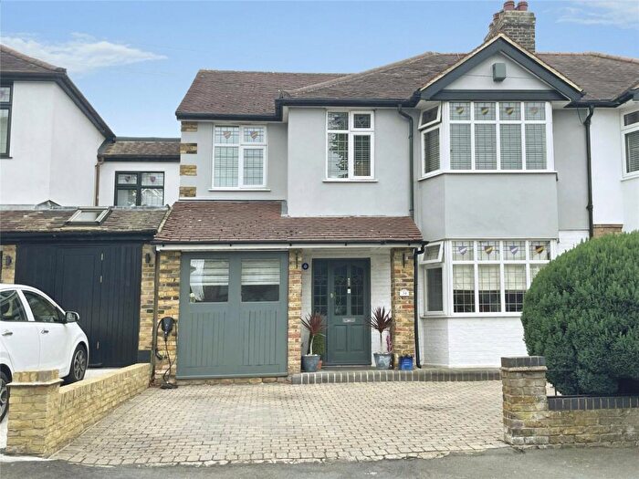 4 Bedroom Semi-Detached House For Sale In Grey Towers Avenue, Hornchurch, RM11