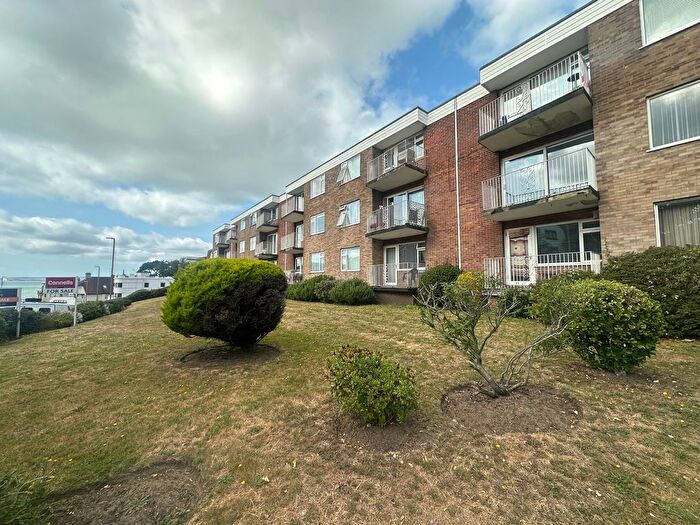 2 Bedroom Flat To Rent In Sea Road, Bournemouth, BH5
