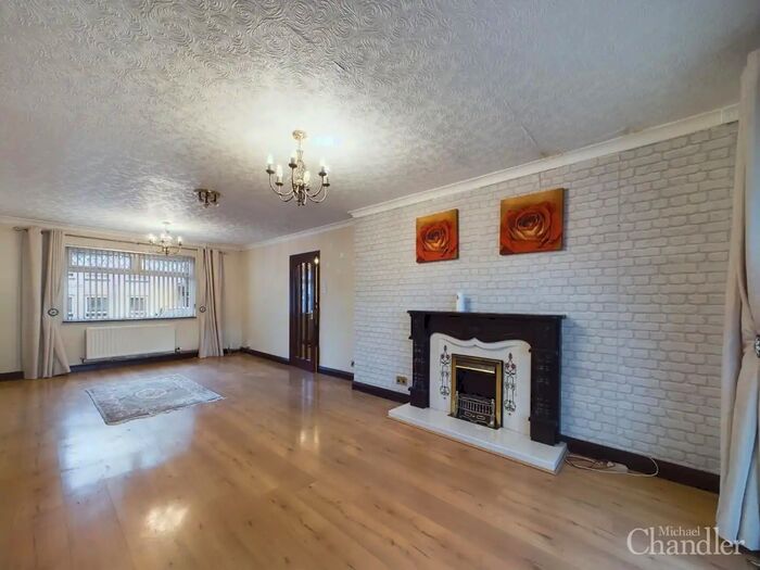 3 Bedroom End Of Terrace House For Sale In Drumart Drive, Belfast, BT8
