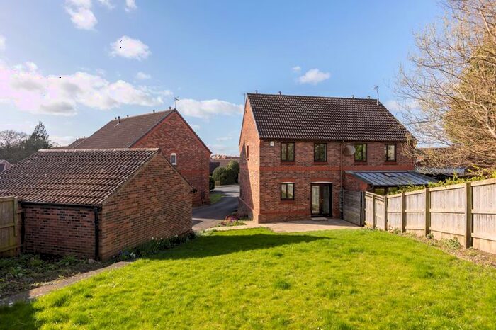 3 Bedroom Semi-Detached House For Sale In Pickwick Close, Malton, YO17