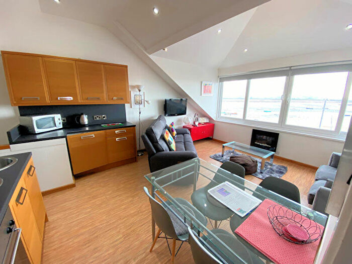 1 Bedroom Apartment For Sale In Otago Glandovey Terrace, LL35