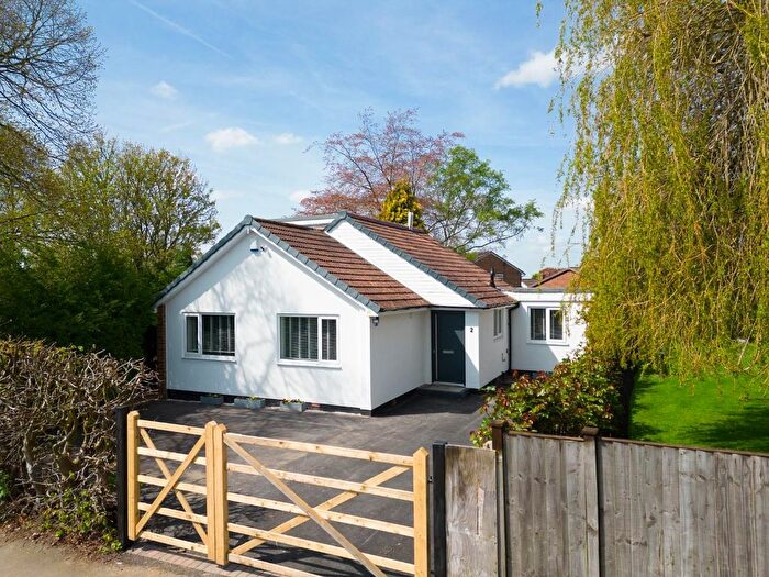 3 Bedroom Detached Bungalow For Sale In Barfield Crescent, Alwoodley, Leeds, LS17